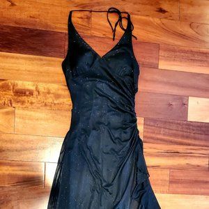 City Triangles Black Halter Neck Homecoming Dress